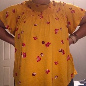 Yellow, Flowy shirt with flower details